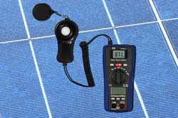 Fotovoltaik lm Cihaz PCE-SPM 2 ile kontrol lm yaparken
