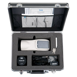 Spektrofotometre PCE-CSM 8'in Teslimat içeriği.